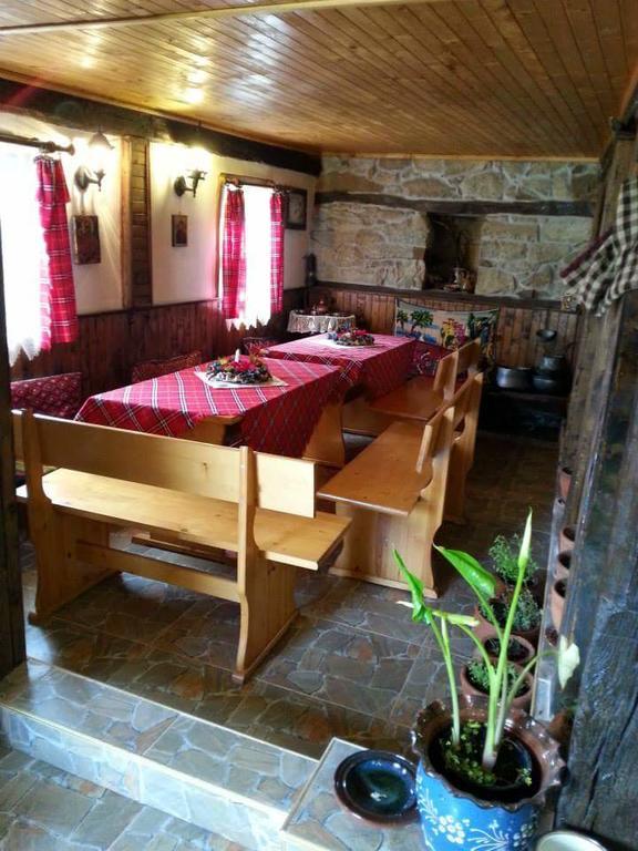 Къща За Гости Ножери Treavna Exterior foto
