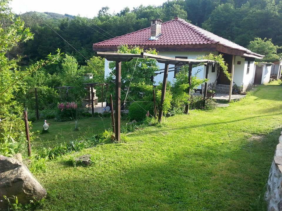 Къща За Гости Ножери Treavna Exterior foto