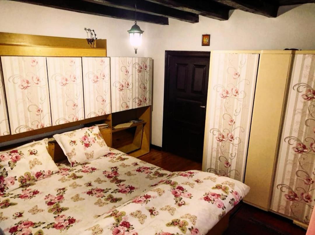 Къща За Гости Ножери Treavna Exterior foto